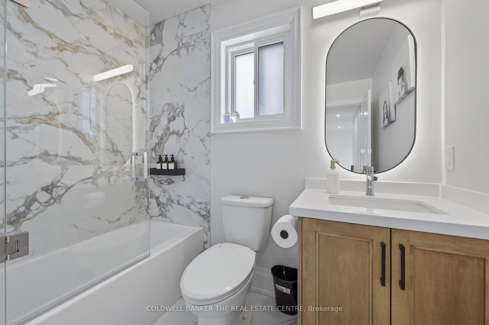 684 Lakelands Avenue • Innisfil, ON photo 39