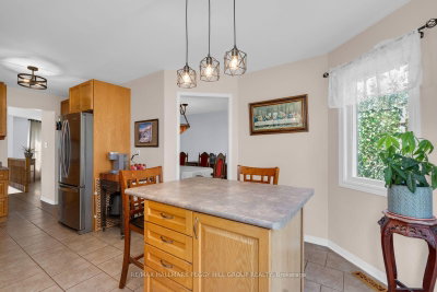 31 Edenbridge Drive • Essa, ON photo 3
