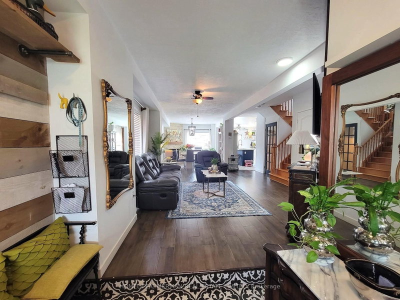 256 Mcbride Crescent