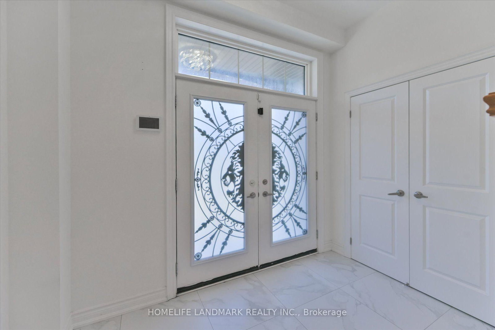 40 Boiton Street • Richmond Hill, ON photo 3