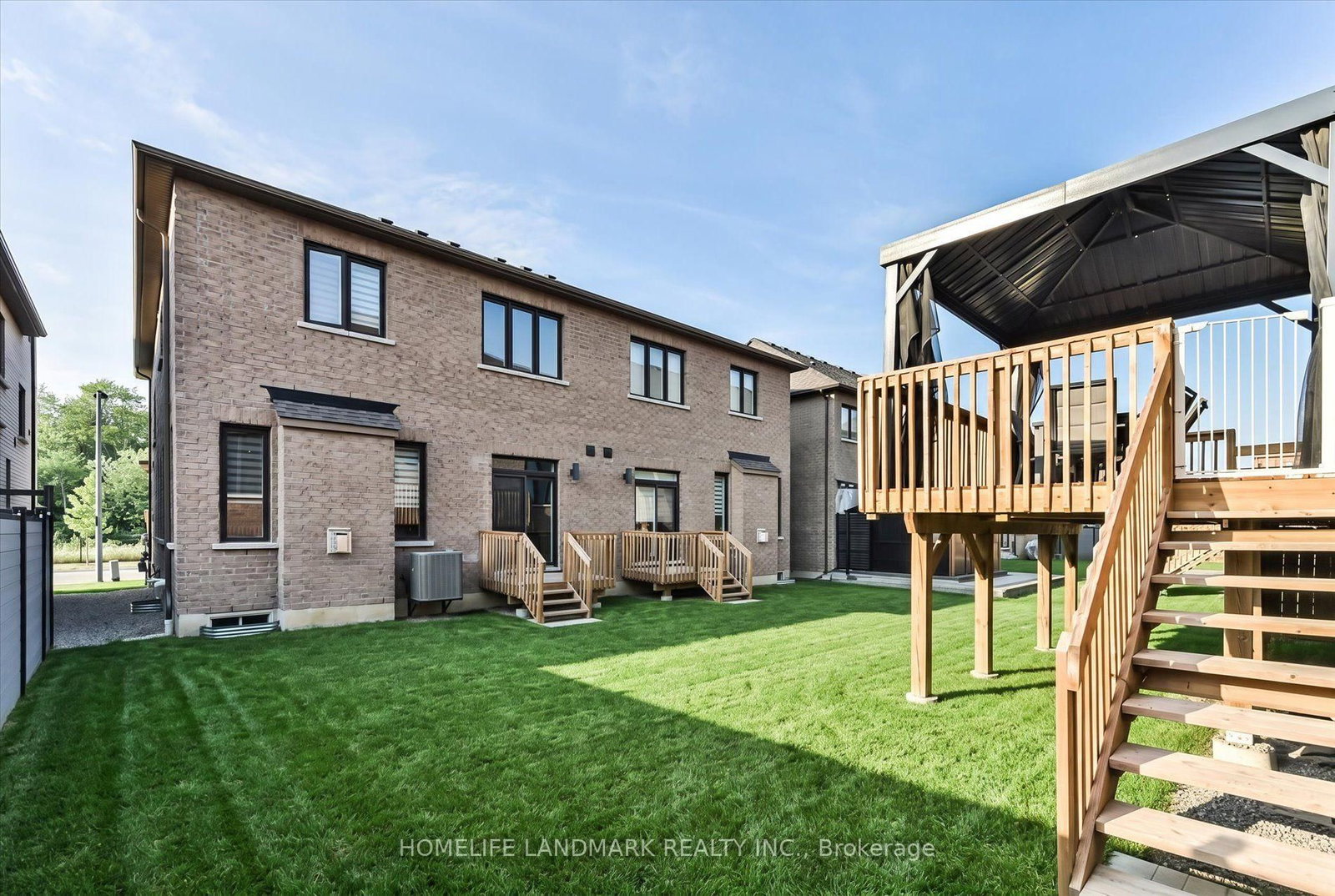 40 Boiton Street • Richmond Hill, ON photo 32