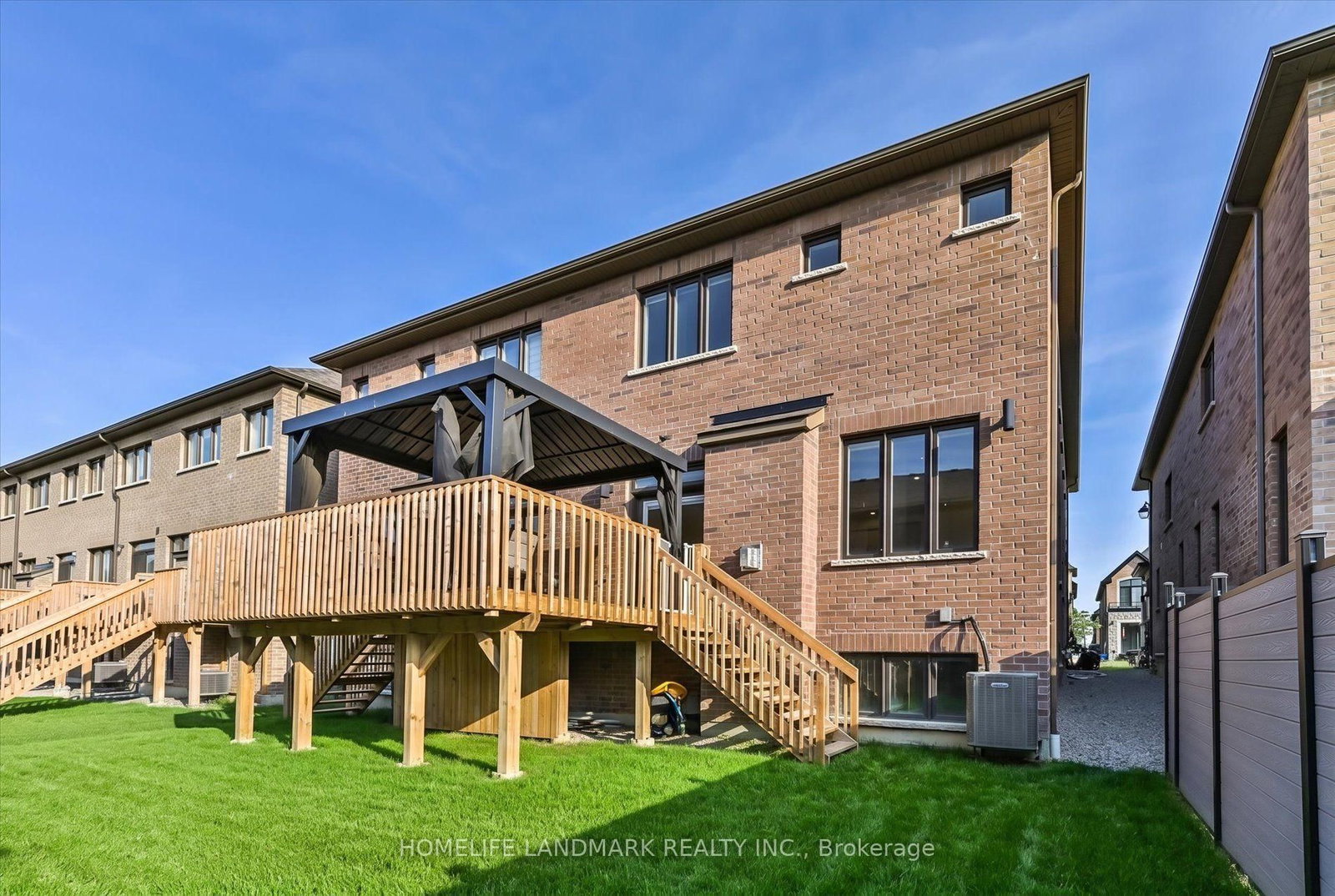 40 Boiton Street • Richmond Hill, ON photo 33