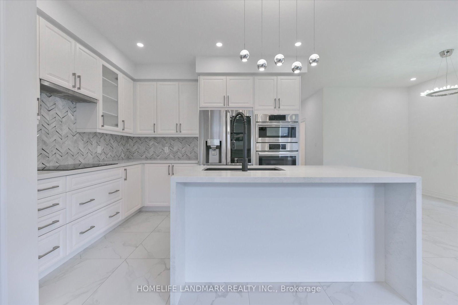 40 Boiton Street • Richmond Hill, ON photo 9