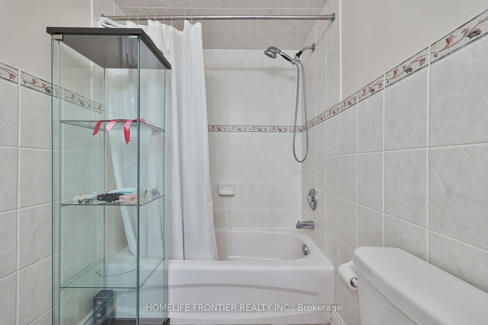 30 Saint Avenue • Bradford West Gwillimbury, ON photo 27