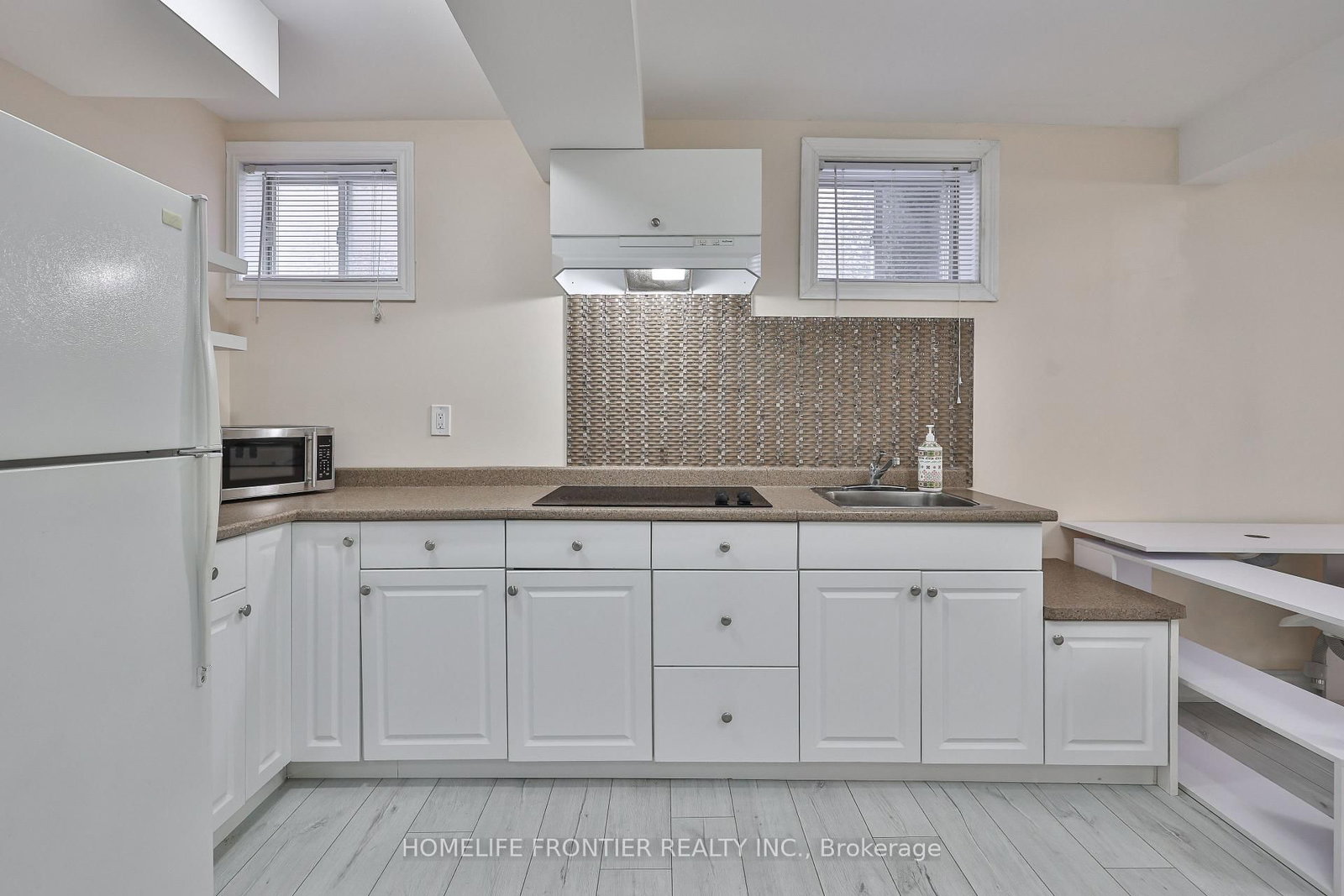 30 Saint Avenue • Bradford West Gwillimbury, ON photo 35