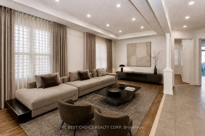 Main - 23 Durhamview Crescent