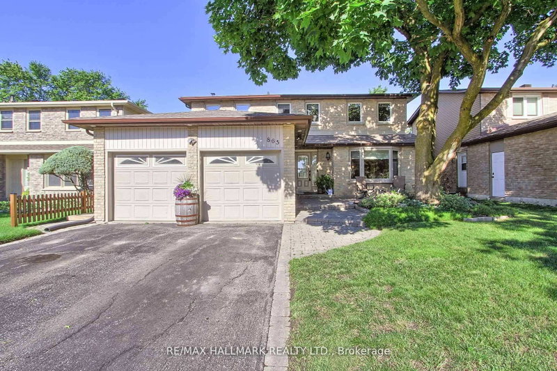 865 Arnold Crescent