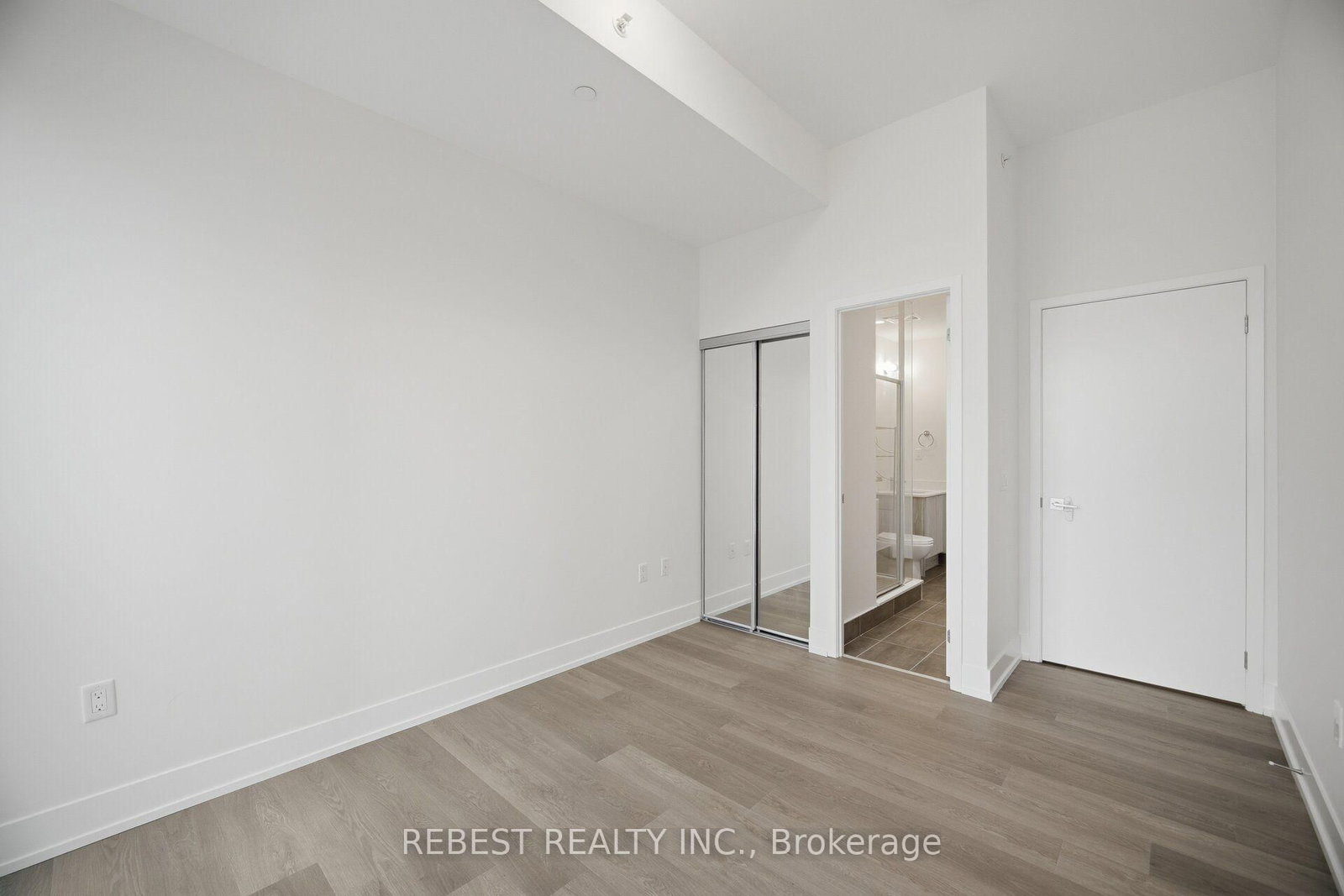 2916 Highway 7 Road • #502 • Vaughan, ON photo 22