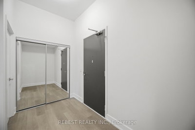 2916 Highway 7 Road • #502 • Vaughan, ON photo 5
