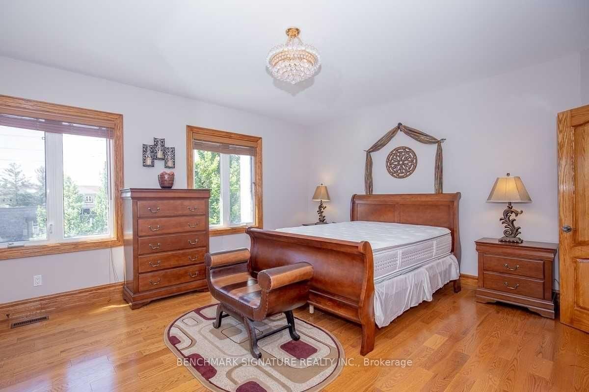 4572 14th Avenue • Markham, ON photo 39