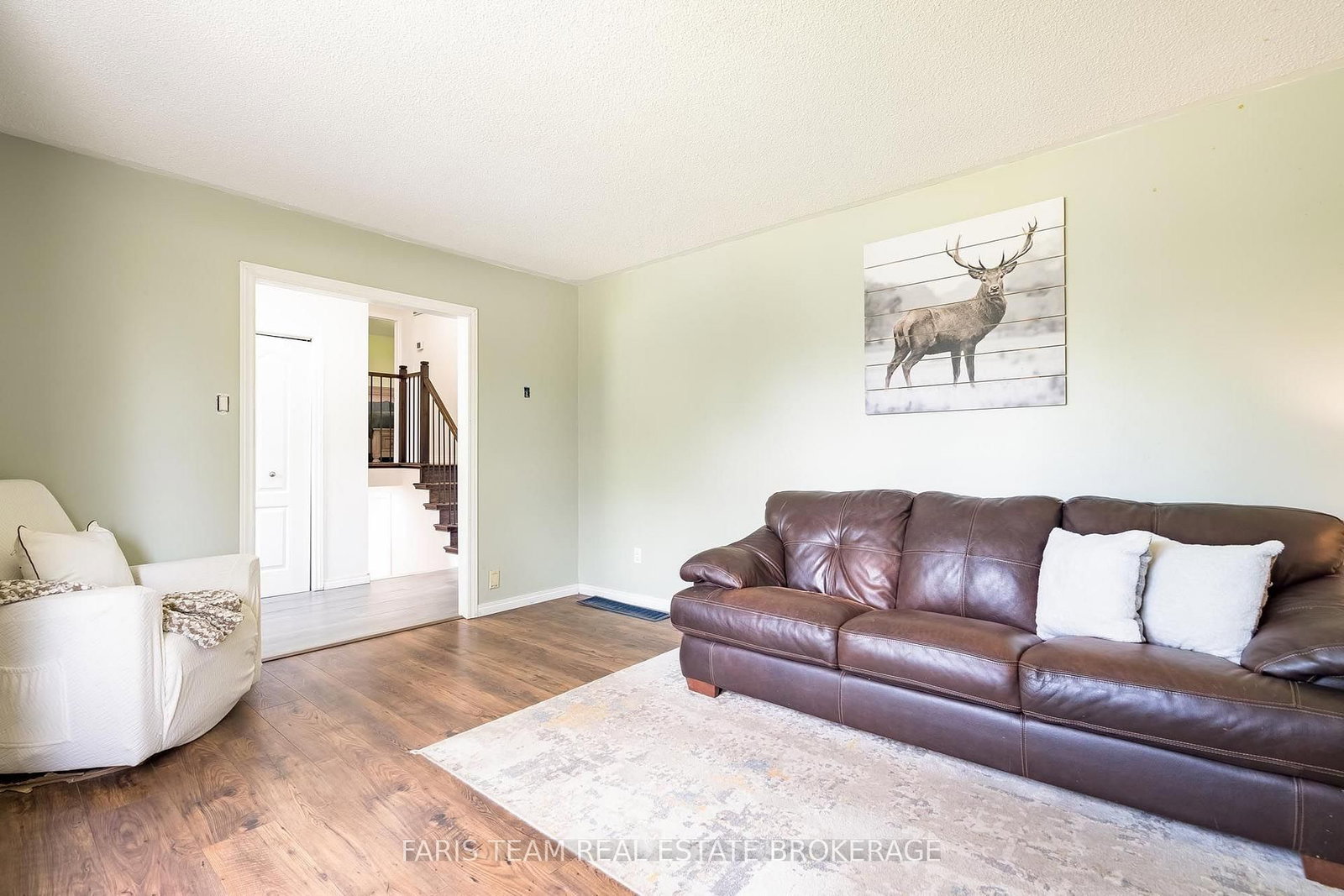 201 Parkside Crescent • Innisfil, ON photo 11