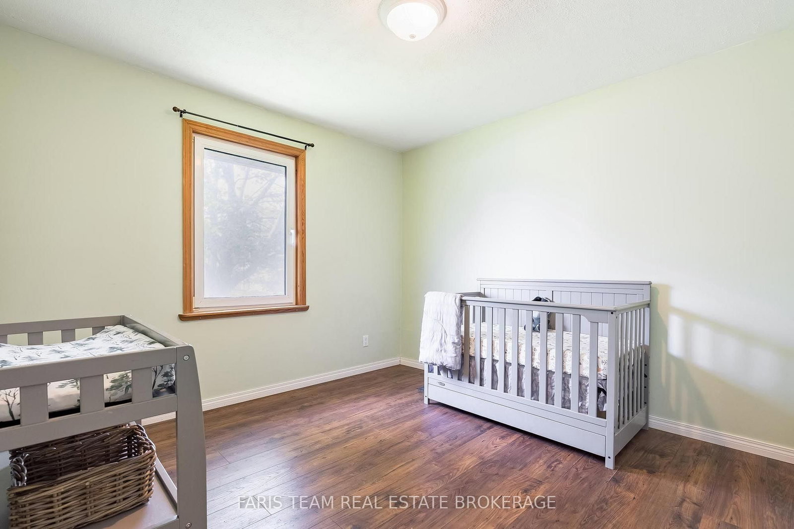 201 Parkside Crescent • Innisfil, ON photo 14