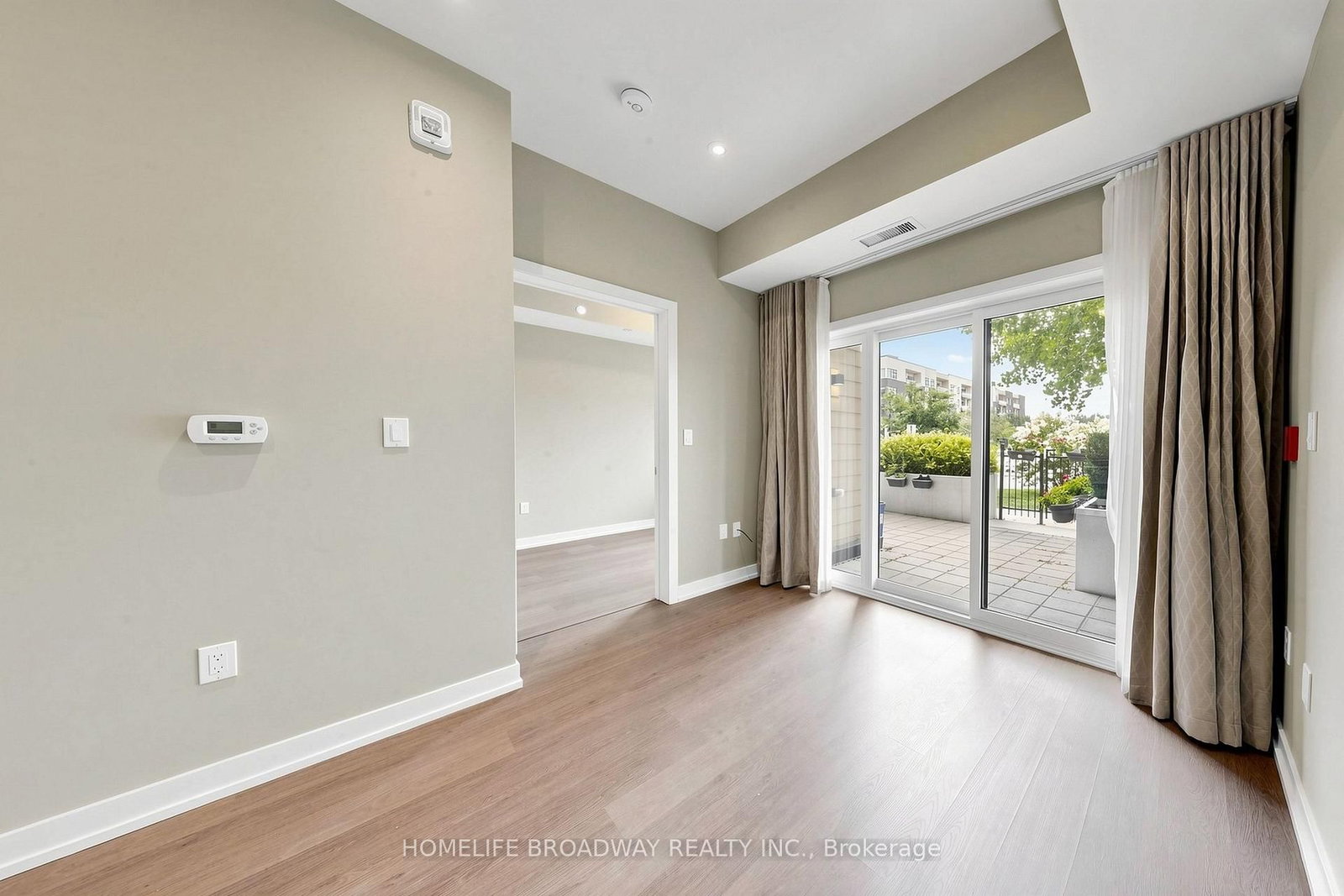 555 William Graham Drive • #105 • Aurora, ON photo 19