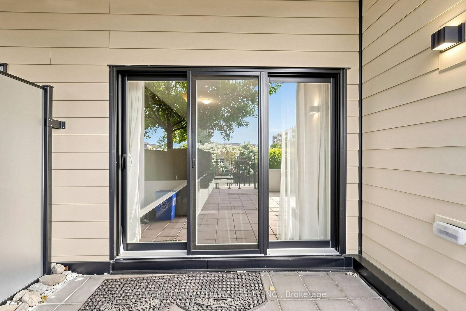 555 William Graham Drive • #105 • Aurora, ON photo 36