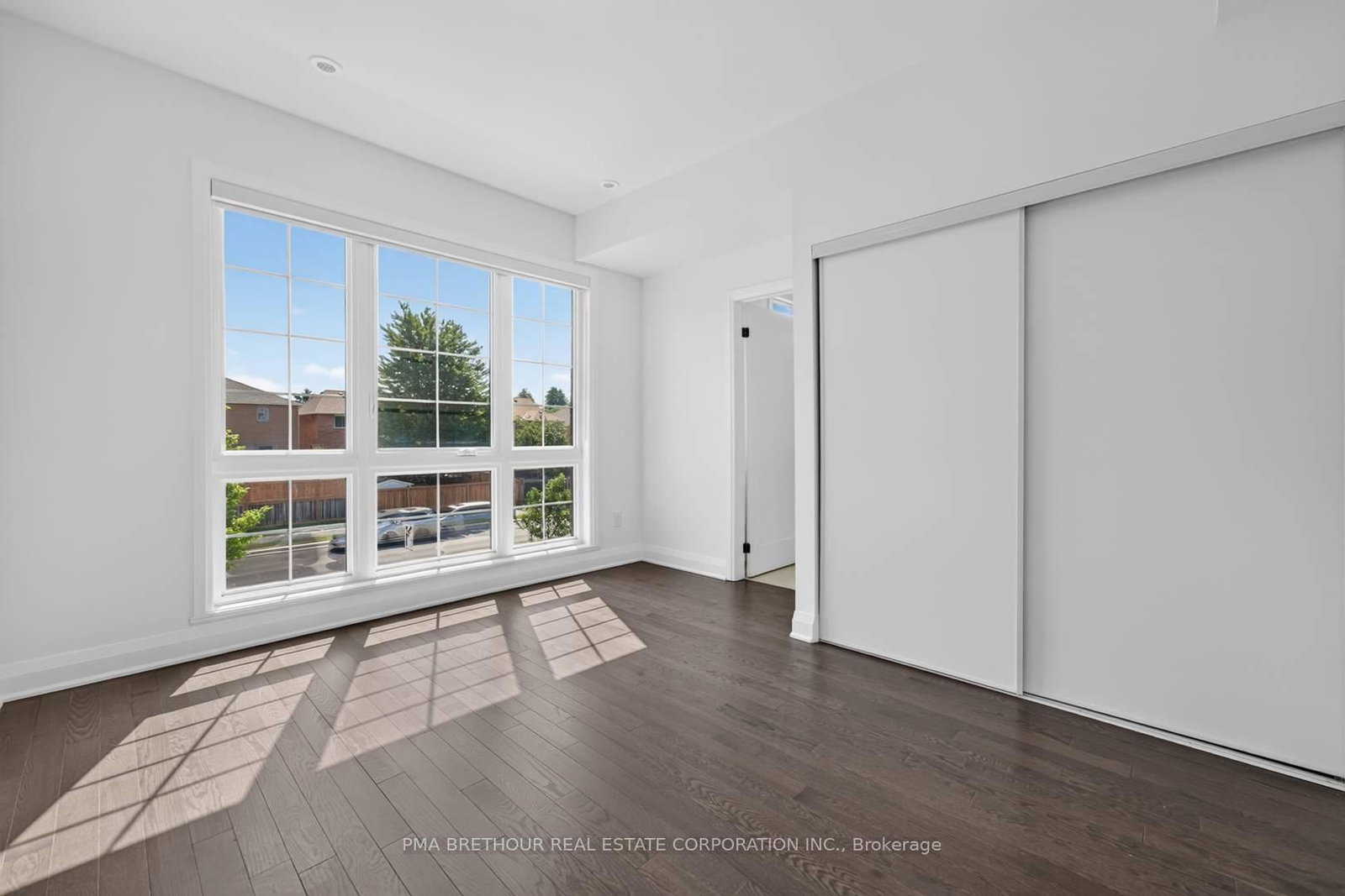 222 Atkinson Avenue • Vaughan, ON photo 12