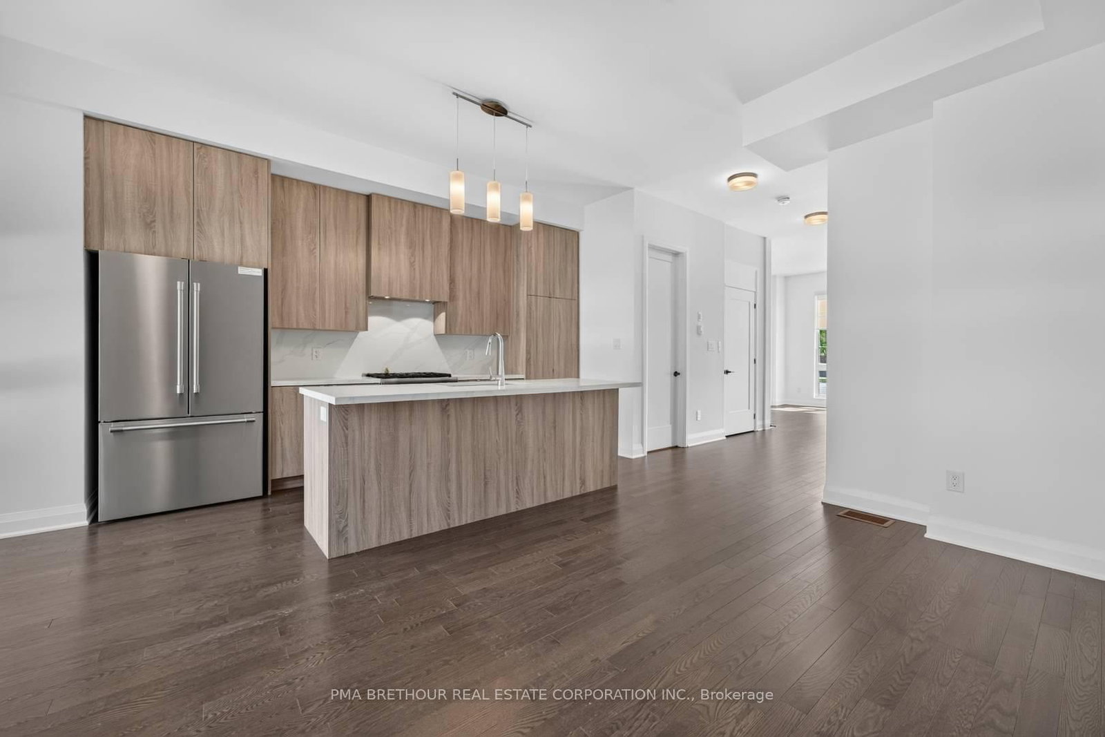 222 Atkinson Avenue • Vaughan, ON photo 2