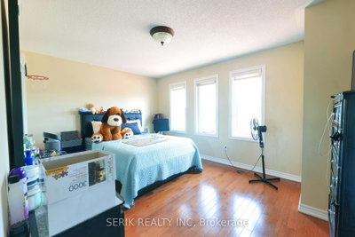 12 Gunning Crescent E • New Tecumseth, ON photo 9