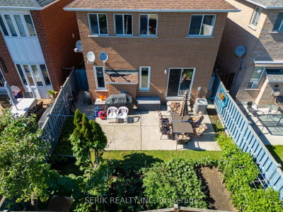 152 Monteith Crescent • Vaughan, ON photo 6