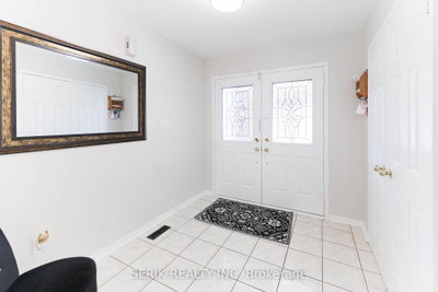 152 Monteith Crescent • Vaughan, ON photo 7