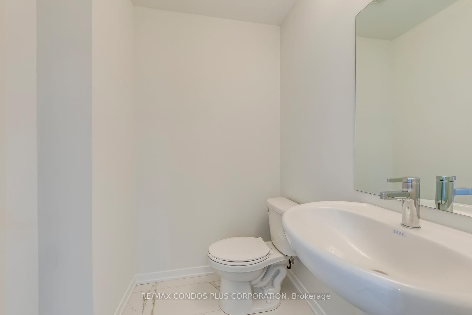 140 Honeycrisp Crescent • #281 • Vaughan, ON photo 9