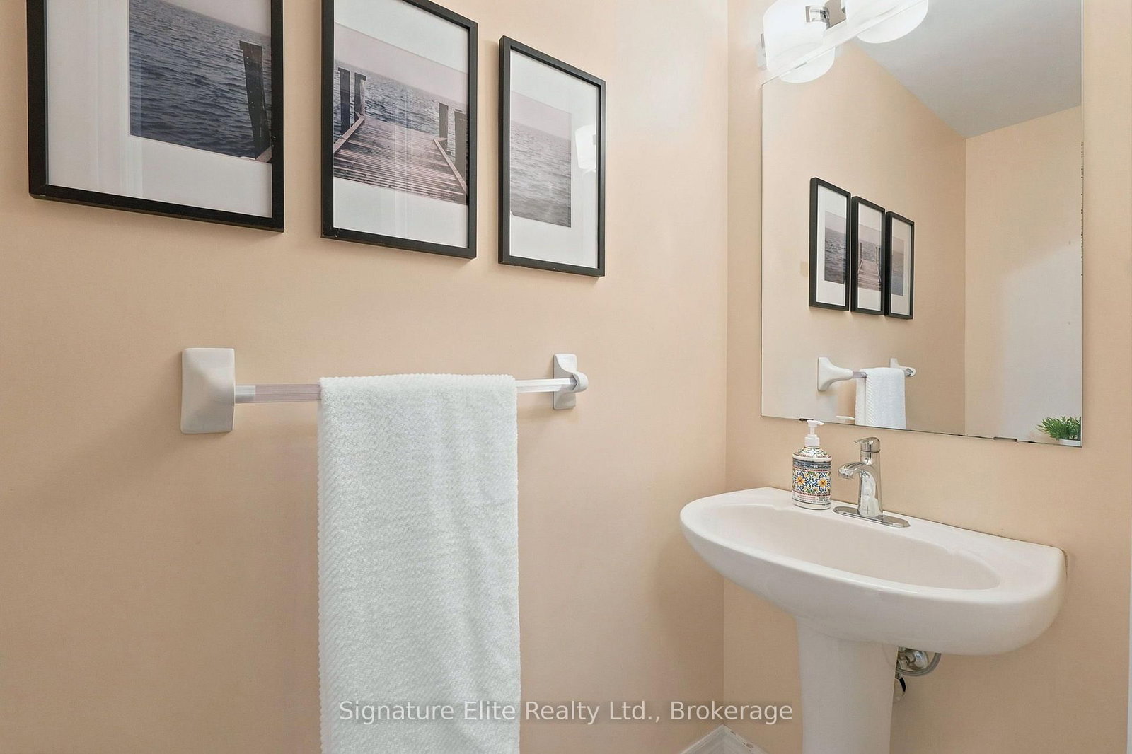 211 Lageer Drive • Whitchurch-Stouffville, ON photo 19
