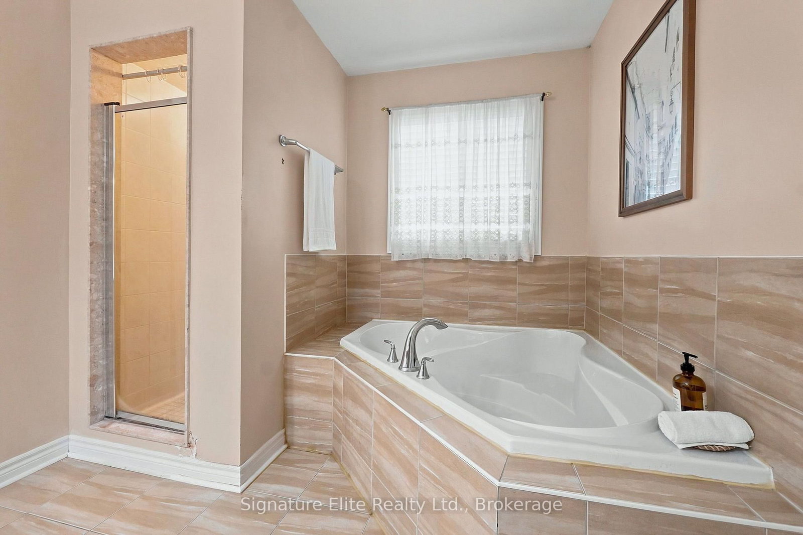 211 Lageer Drive • Whitchurch-Stouffville, ON photo 25