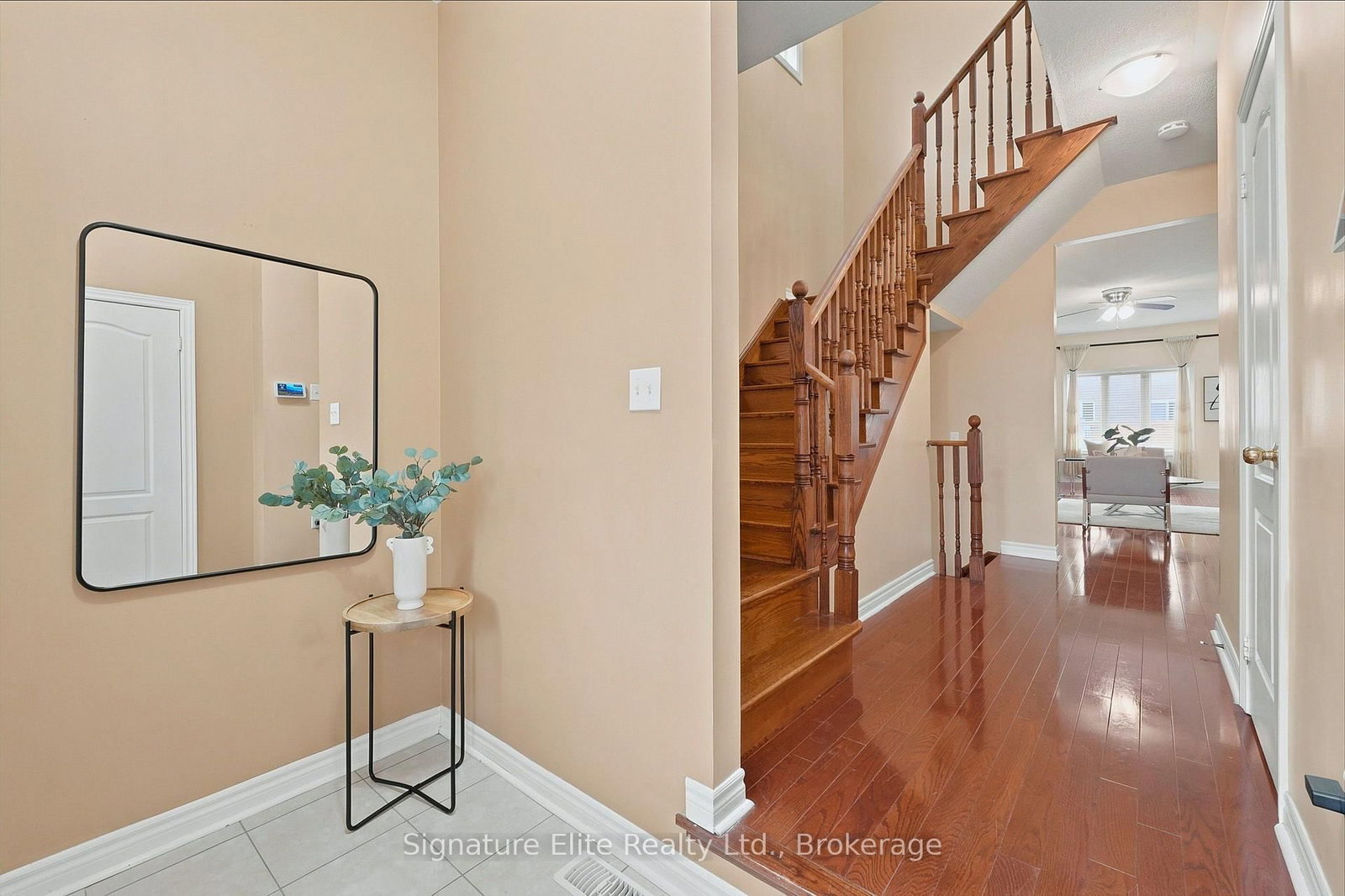 211 Lageer Drive • Whitchurch-Stouffville, ON photo 7