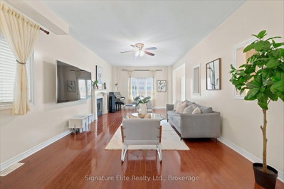 211 Lageer Drive • Whitchurch-Stouffville, ON photo 9