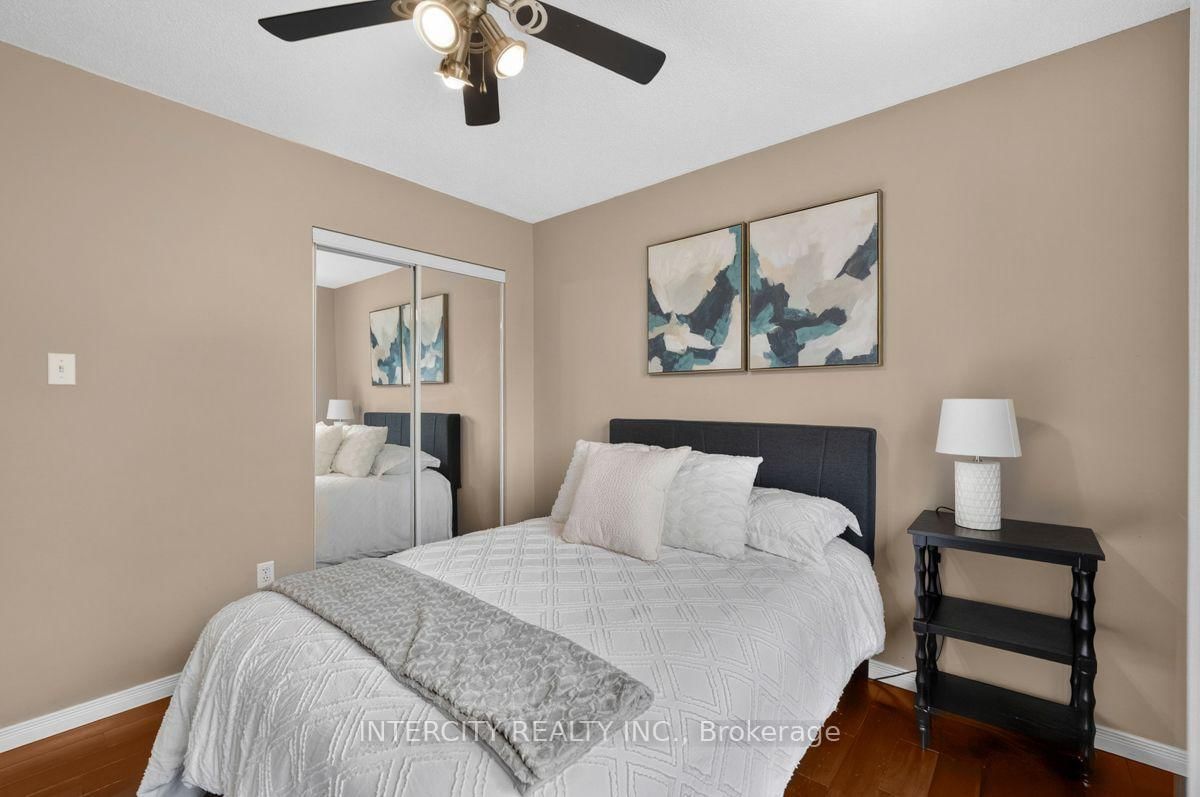 6 Compton Crescent • Bradford West Gwillimbury, ON photo 21