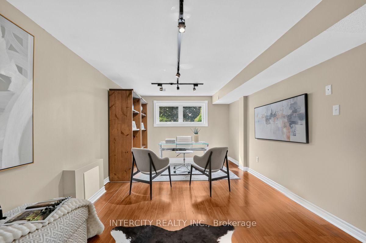 6 Compton Crescent • Bradford West Gwillimbury, ON photo 29