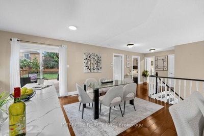 6 Compton Crescent • Bradford West Gwillimbury, ON photo 9