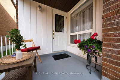 72 Rejane Crescent • Vaughan, ON photo 3