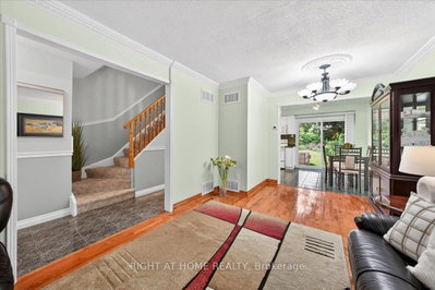 72 Rejane Crescent • Vaughan, ON photo 9
