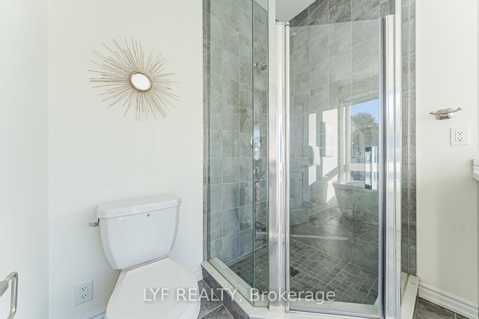 20 Lord Melborne Street • Markham, ON photo 38