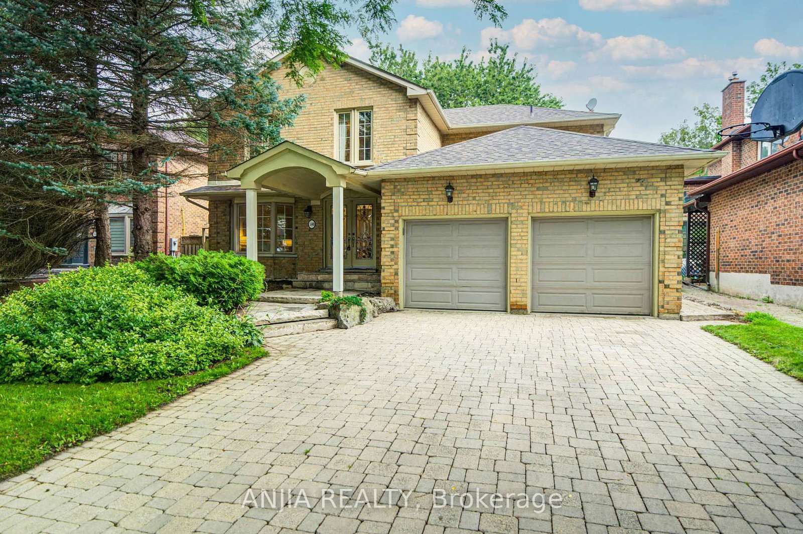 140 Reeve Drive • Markham, ON photo 2