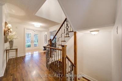 140 Reeve Drive • Markham, ON photo 3