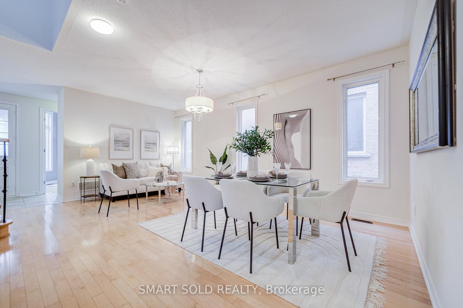 47 Township Avenue • Richmond Hill, ON photo 13