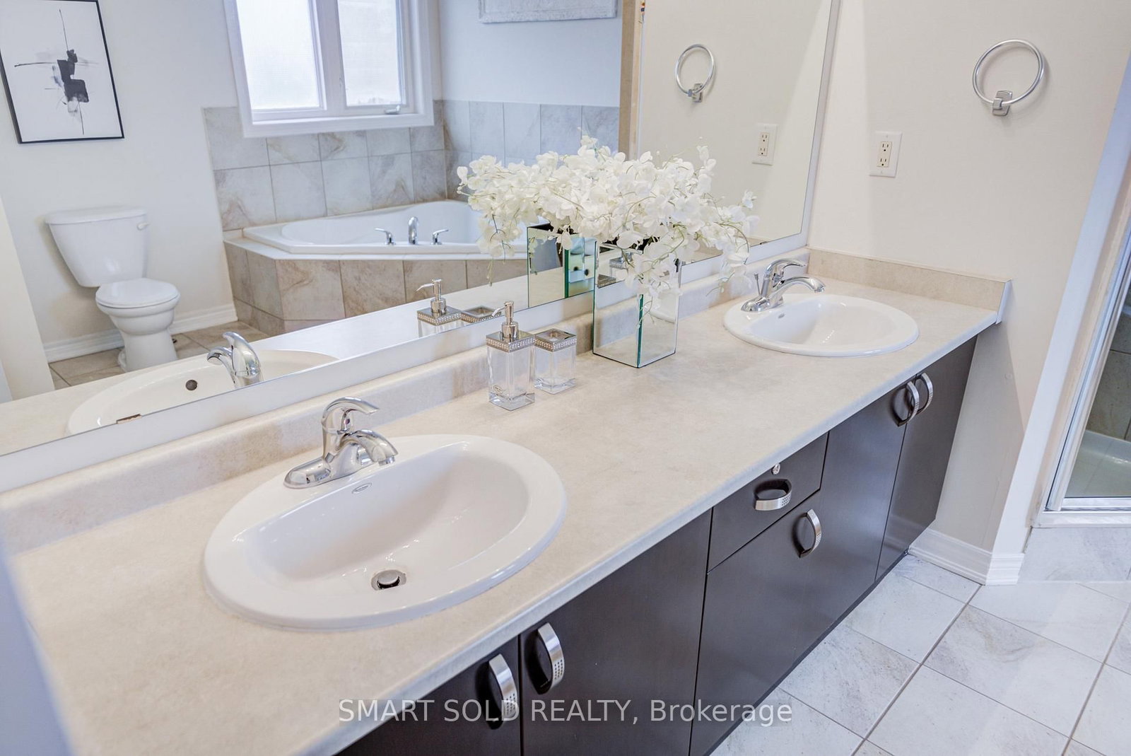 47 Township Avenue • Richmond Hill, ON photo 30