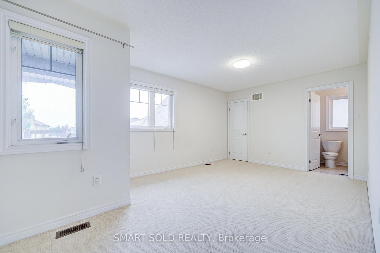 47 Township Avenue • Richmond Hill, ON photo 38