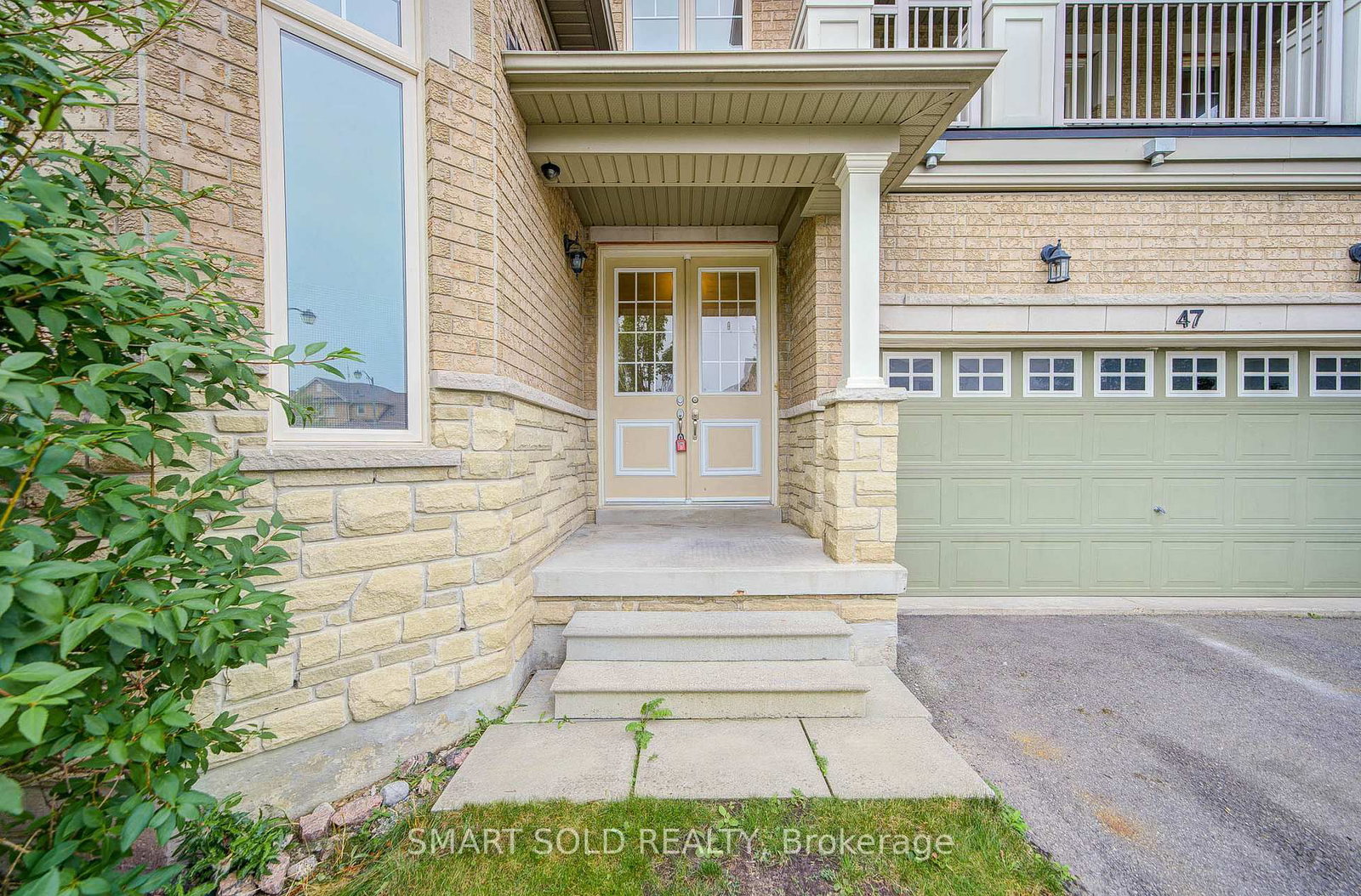 47 Township Avenue • Richmond Hill, ON photo 5