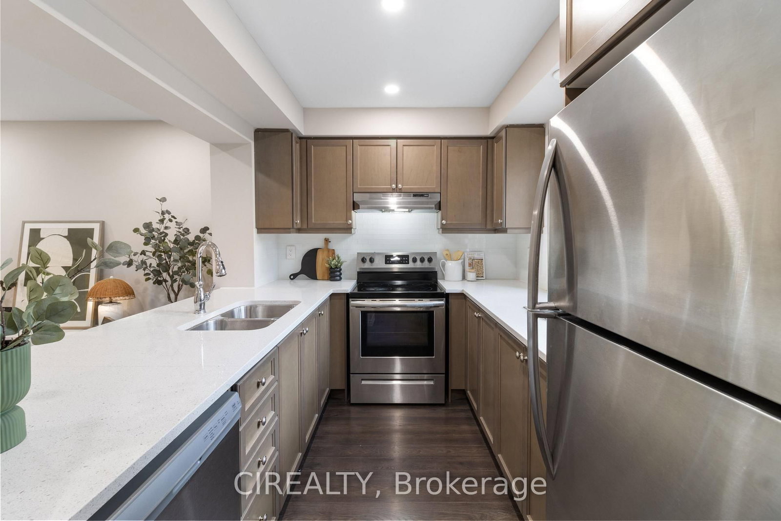 48 Casely Avenue • Richmond Hill, ON photo 11
