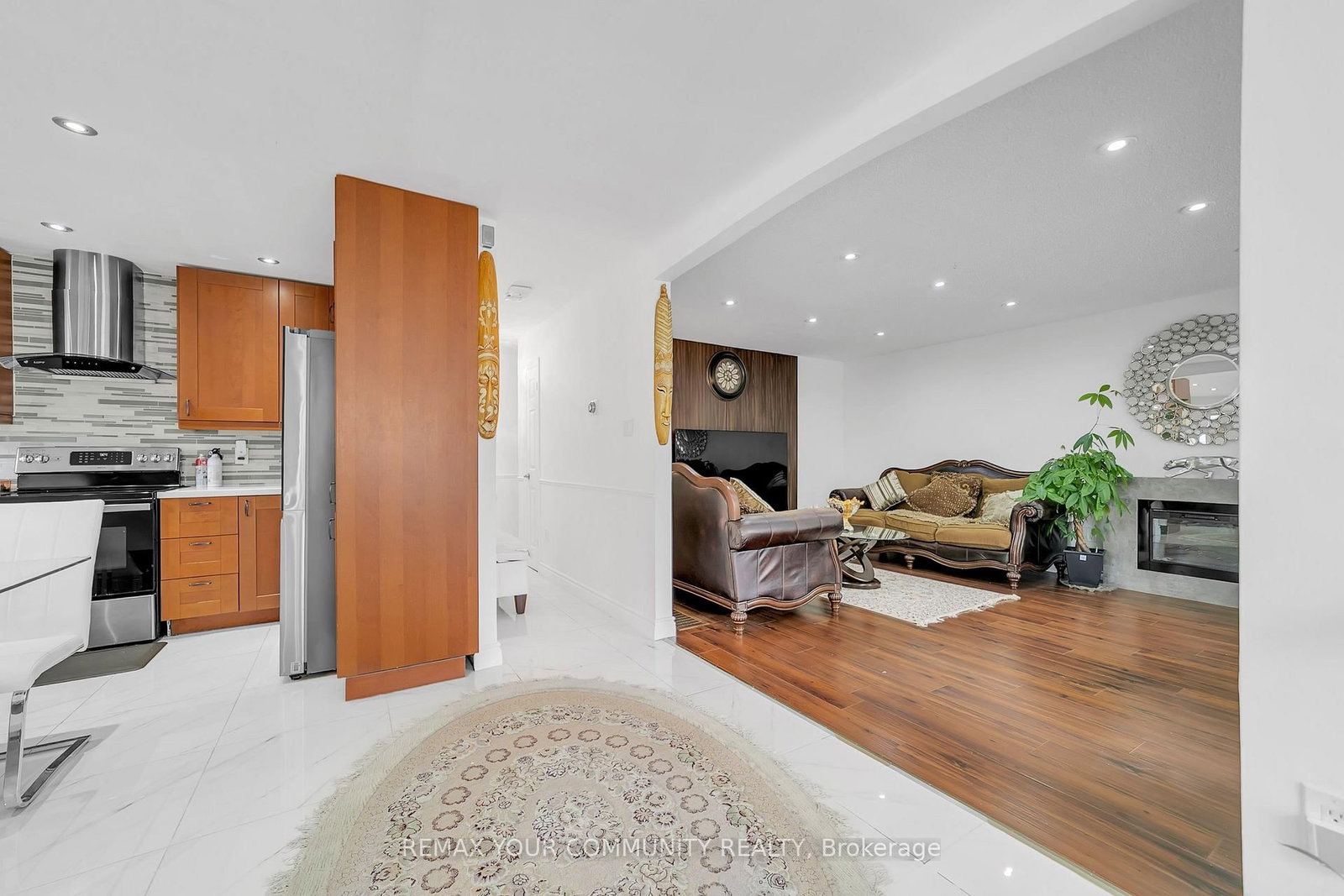 210 Currey Crescent • Newmarket, ON photo 13
