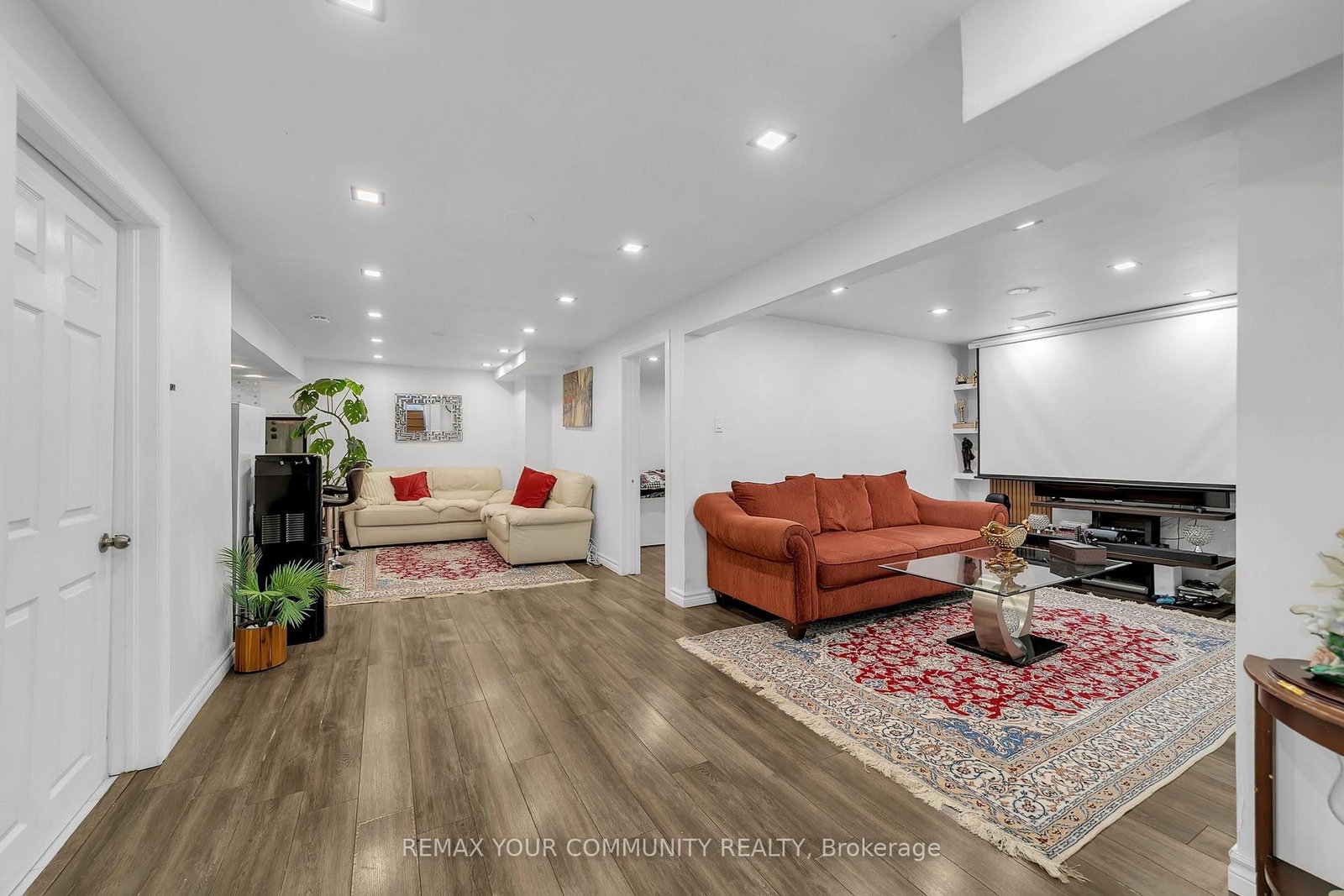 210 Currey Crescent • Newmarket, ON photo 28