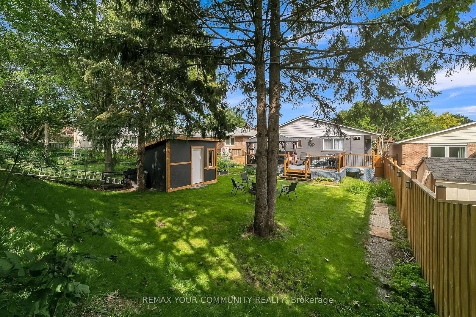 210 Currey Crescent • Newmarket, ON photo 42