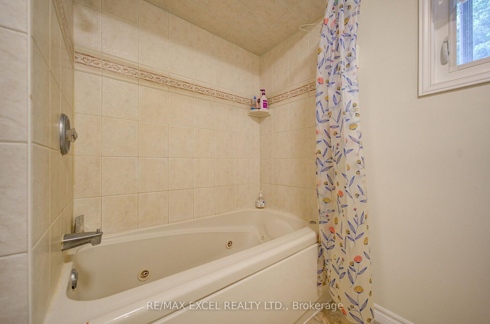 104 Lambeth Court • Newmarket, ON photo 36