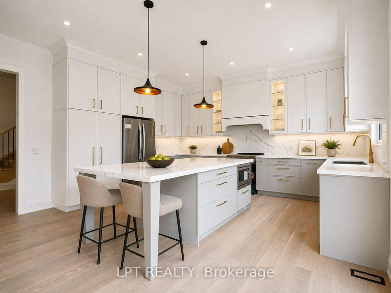 3 Richmond Park Drive