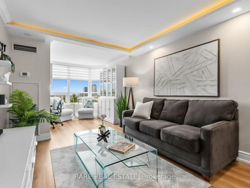 710 - 7601 Bathurst Street