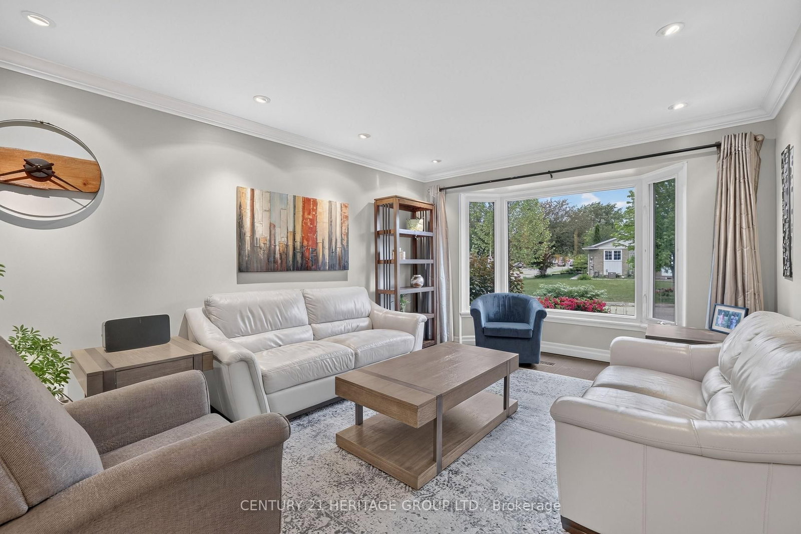 28 Innis Crescent • Richmond Hill, ON photo 8