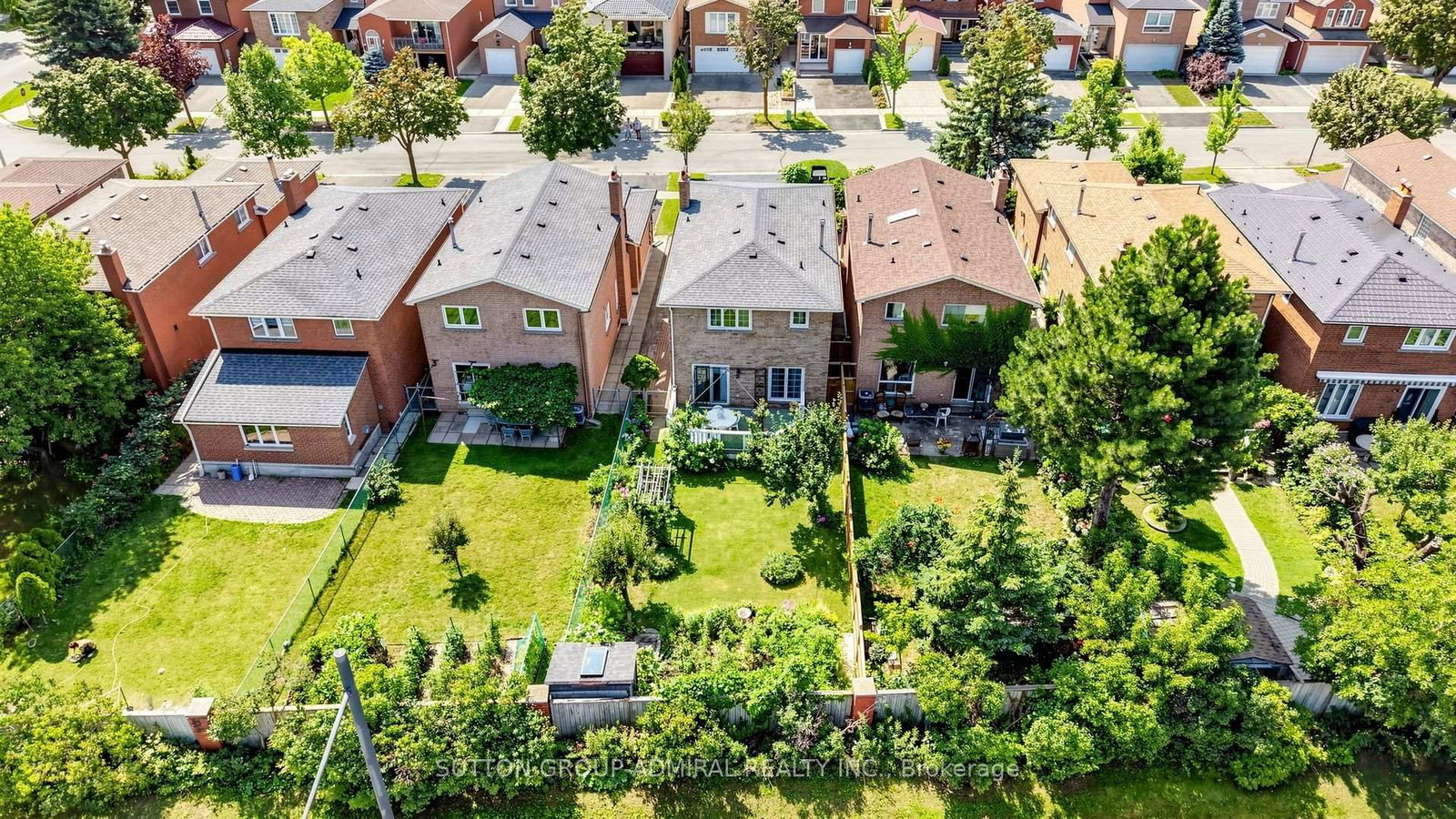 18 Richbell Street • Vaughan, ON photo 50