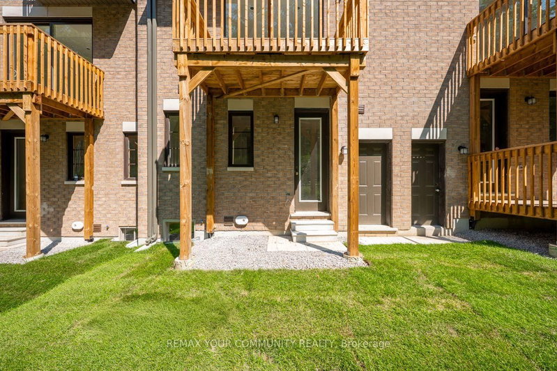 57 Donnacona Dr photo 4